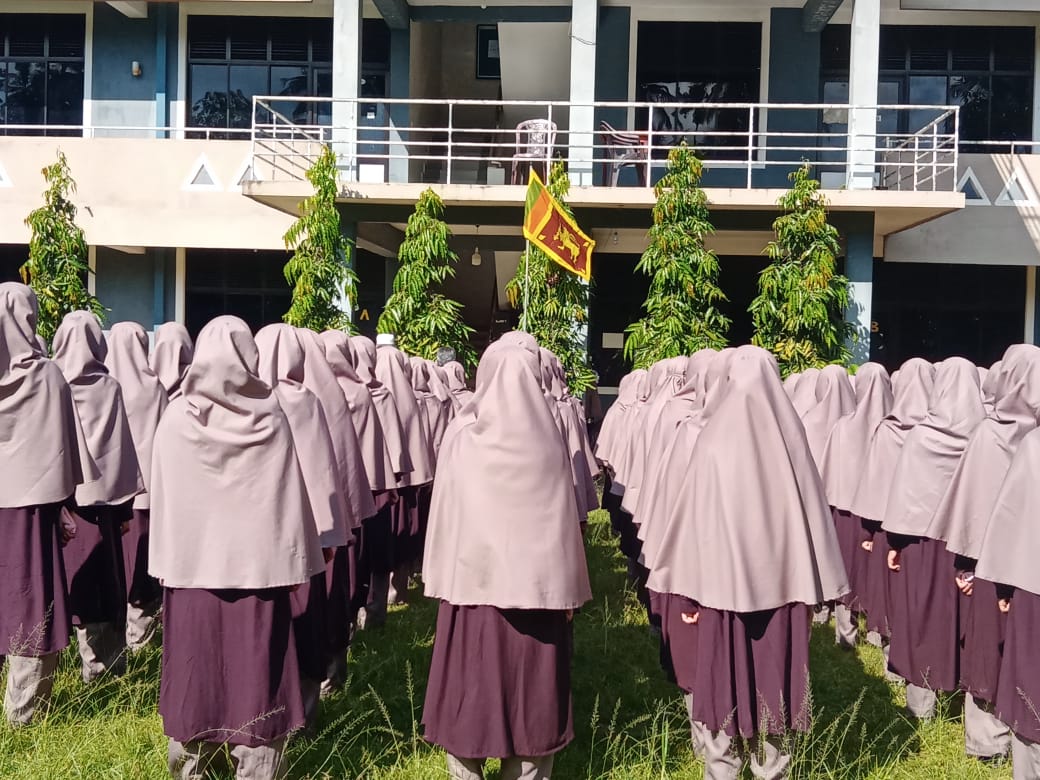 Hadhiya Alumni moment 8